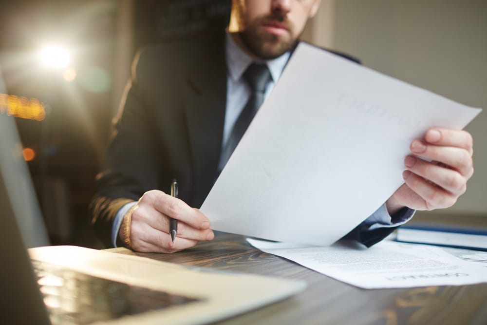 Decisão superada citada por IA: como reduzir o risco na pesquisa jurídica