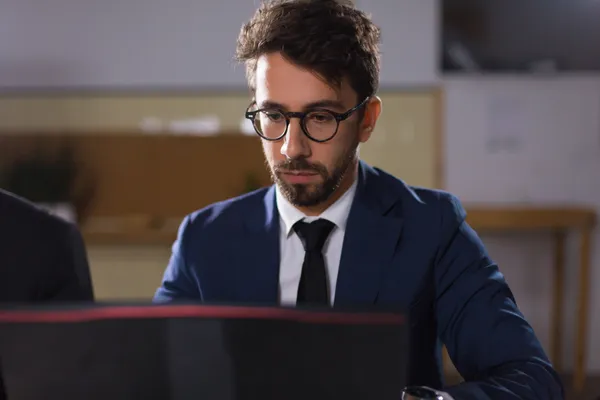 Minuta IA: Como Criar uma Minuta de Contrato Usando Inteligência Artificial