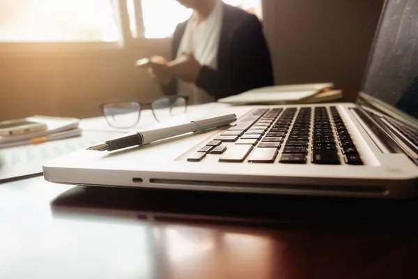 Tendências em tecnologia jurídica para escritórios que querem crescer em 2026